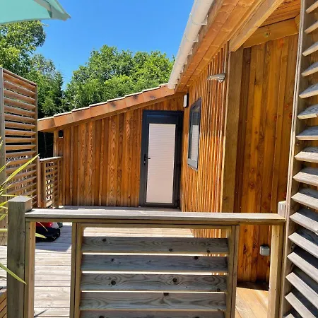 Au Calme Dans La Pinede