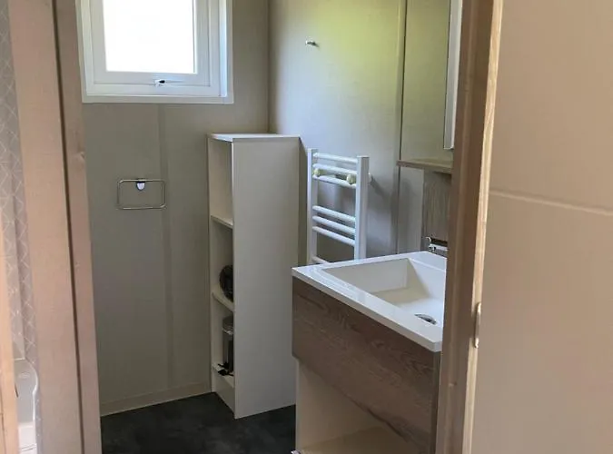 Au Calme Dans La Pinede * 라테스트드뷔크